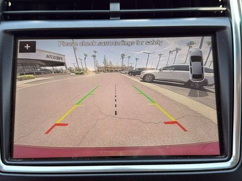 Used 2019 Lincoln Nautilus Select w/ Cargo Utility Package FWD image 12