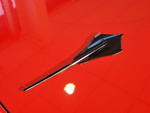 Used 2021 Chevrolet Corvette Stingray Preferred Cpe w/ Z51 Performance Package image 31