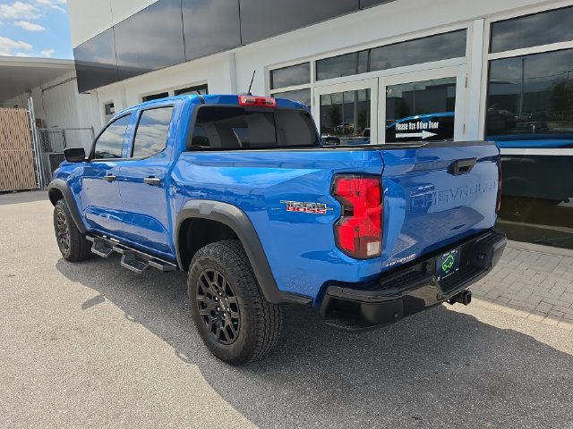 Certified 2024 Chevrolet Colorado Trail Boss w/ Advanced Trailering Package AWD/4WD image 6