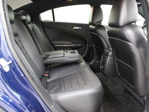 Used 2014 Dodge Charger SXT Plus image 11