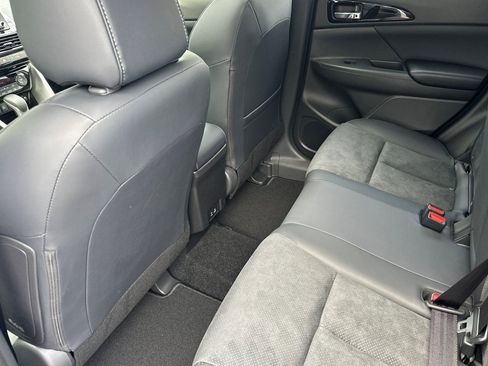 New 2025 Mitsubishi Eclipse Cross SE image 11