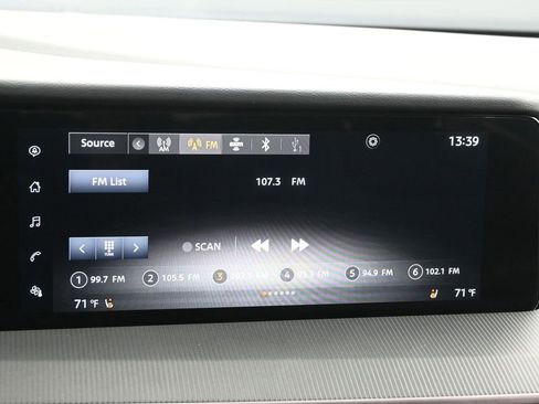 Used 2025 Nissan Murano SV image 20