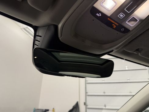 Certified 2024 Volvo XC60 B5 Plus AWD/4WD image 20