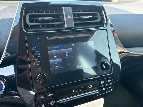 Used 2018 Toyota Prius One w/ Carpet Mat Package FWD image 25