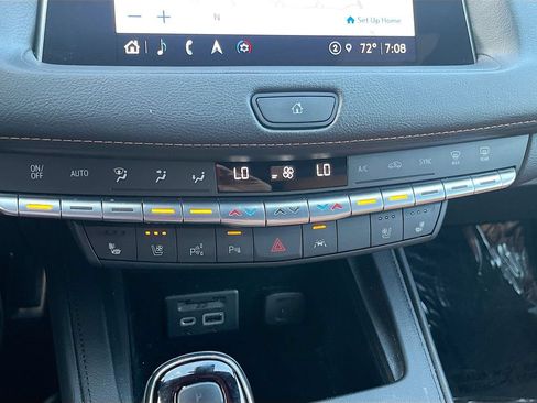 Used 2023 Cadillac XT4 Sport AWD/4WD image 16