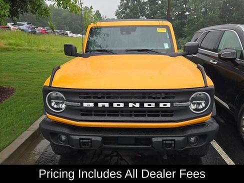 Used 2022 Ford Bronco Black Diamond AWD/4WD image 2