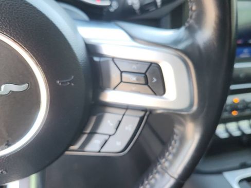Used 2022 Ford Mustang Premium RWD image 20