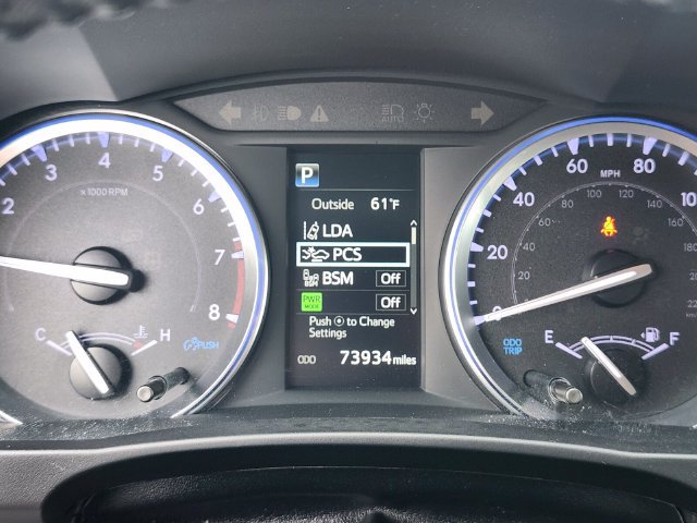 Used 2019 Toyota Highlander XLE AWD/4WD image 33