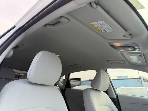 Used 2024 Hyundai Kona SEL image 30