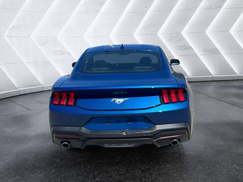 Used 2024 Ford Mustang Coupe image 5