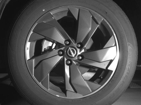 Used 2025 Nissan Rogue SV image 12