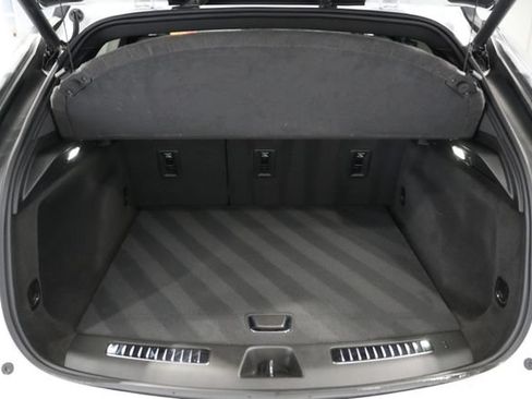 Used 2022 Cadillac XT4 Sport AWD/4WD image 10