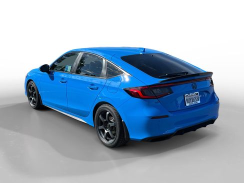 Used 2023 Honda Civic Sport Touring image 3