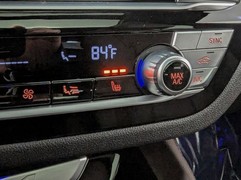 Used 2020 BMW X4 xDrive30i w/ Convenience Package image 19