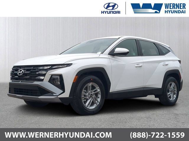 New 2025 Hyundai Tucson SE FWD image 1