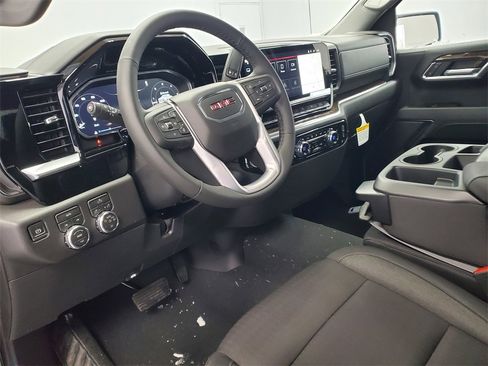 New 2026 GMC Sierra 1500 Elevation image 10