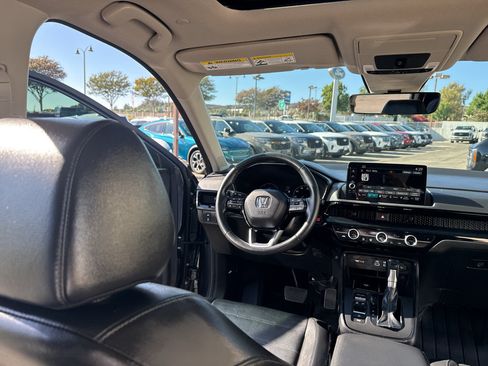 Used 2023 Honda CR-V EX-L image 22