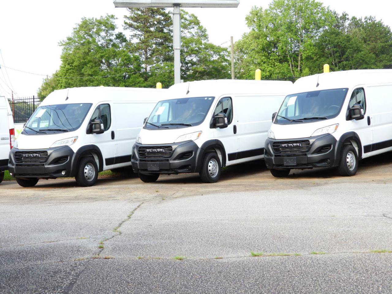 Used 2024 RAM ProMaster 2500 159 High Roof w/ Convenience Group FWD image 10