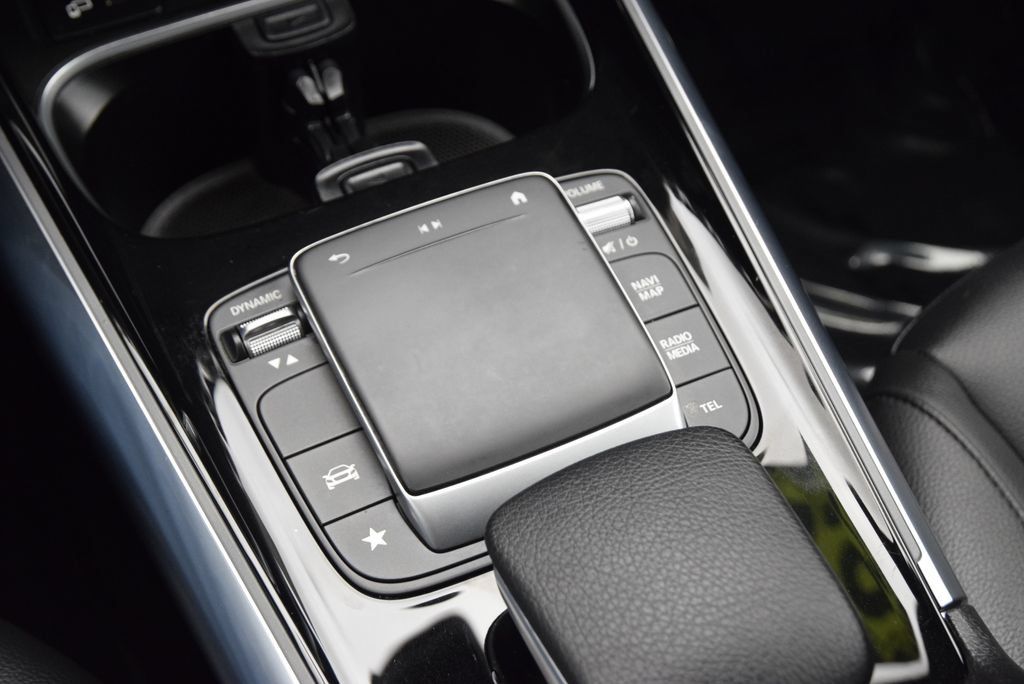Used 2022 Mercedes-Benz GLA 250 image 32