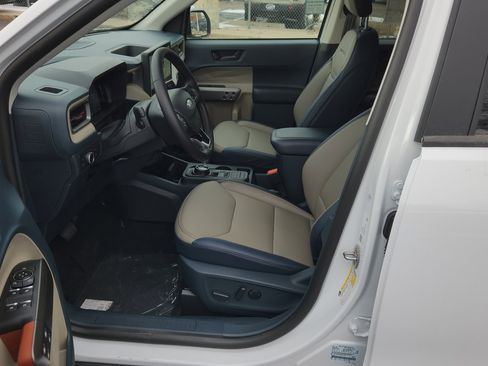 New 2026 Ford Maverick Lariat image 24