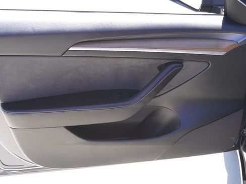 Used 2023 Tesla Model 3 Standard Range RWD image 24