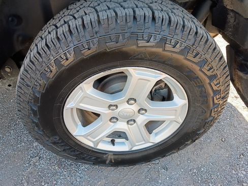 Used 2021 Jeep Wrangler Unlimited Sport w/ Cold Weather Group image 11