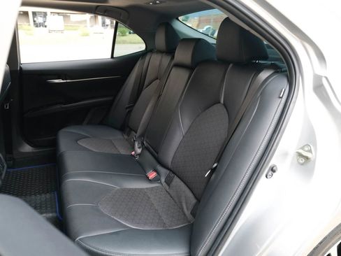 Used 2020 Toyota Camry XSE image 25