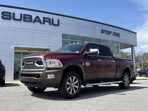 Used 2018 RAM 2500 Longhorn image 2