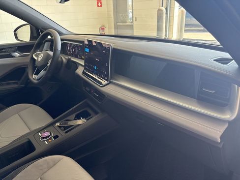 New 2026 Volkswagen Tiguan SE R-Line AWD/4WD image 27