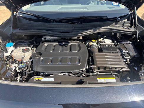 Used 2026 Volkswagen Tiguan SE AWD/4WD image 29