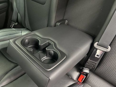 New 2026 Jeep Compass Latitude AWD/4WD image 25