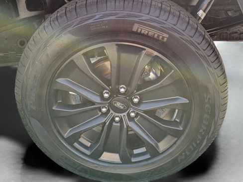 Used 2020 Ford F150 Lariat w/ Equipment Group 502A Luxury image 9