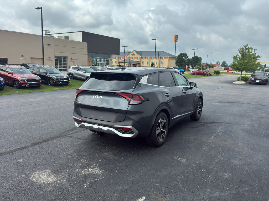 Used 2023 Kia Sportage EX FWD image 7