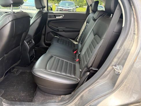 Used 2024 Ford Edge SEL w/ Convenience Package AWD/4WD image 11