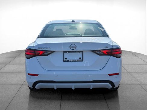 Used 2024 Nissan Sentra SV image 6