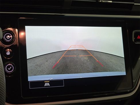 Used 2023 Chevrolet Bolt LT image 29