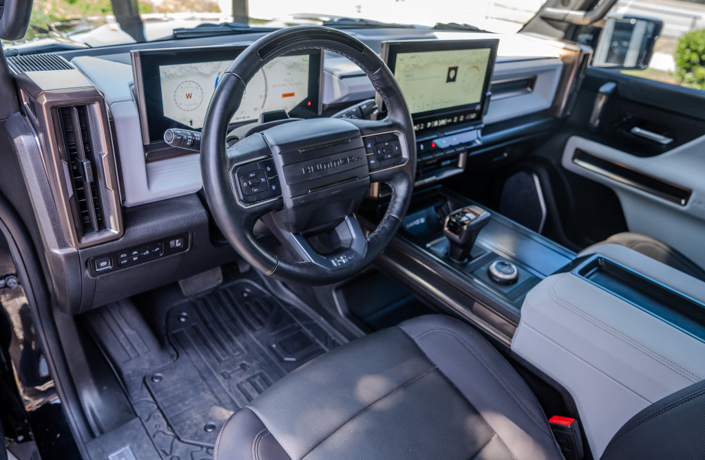 Used 2025 GMC Hummer EV 2X AWD/4WD image 4