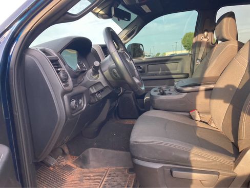Used 2022 RAM 2500 Tradesman w/ Safety Group AWD/4WD image 3