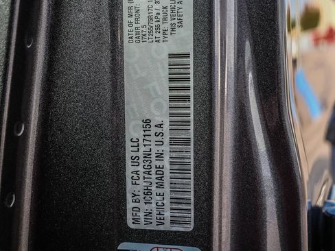 Used 2022 Jeep Gladiator Sport AWD/4WD image 39