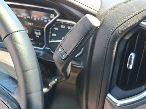 Used 2021 GMC Sierra 1500 Denali AWD/4WD image 15