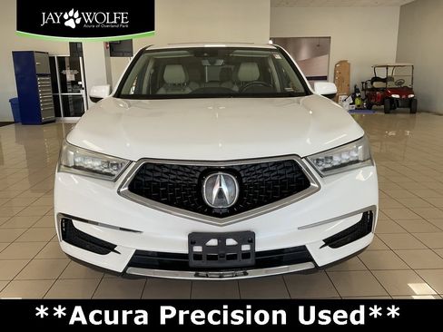 Used 2017 Acura MDX SH-AWD image 2