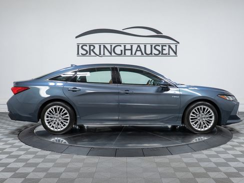 Used 2021 Toyota Avalon Limited w/ Protection Package (TMS) FWD image 4
