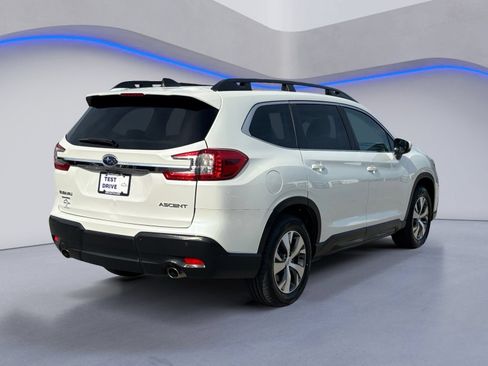 Used 2025 Subaru Ascent Premium AWD/4WD image 6
