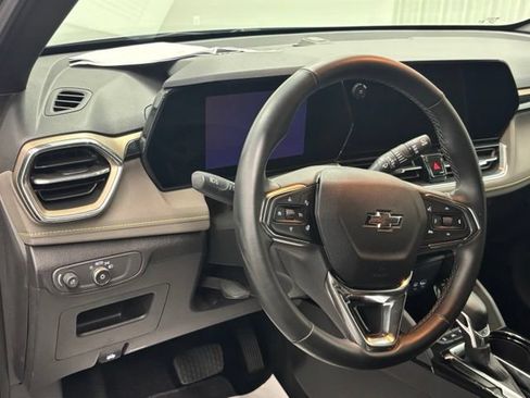 Used 2025 Chevrolet TrailBlazer ACTIV w/ Convenience Package FWD image 21