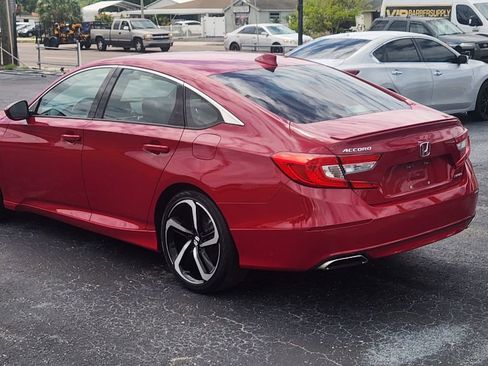Used 2018 Honda Accord Sport image 4