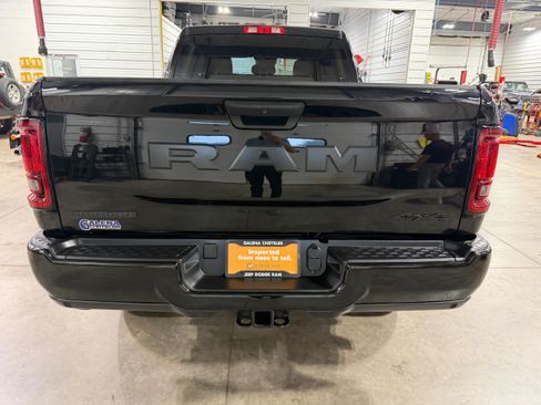 Used 2025 RAM 2500 Big Horn AWD/4WD image 21
