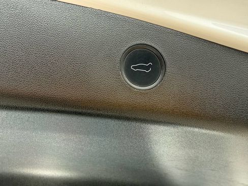 Used 2022 Tesla Model 3 RWD image 33