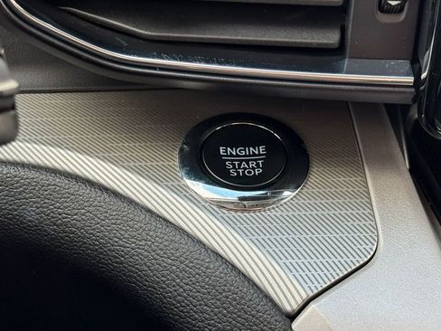 Certified 2024 Ford Explorer XLT w/ Equipment Group 202A image 27