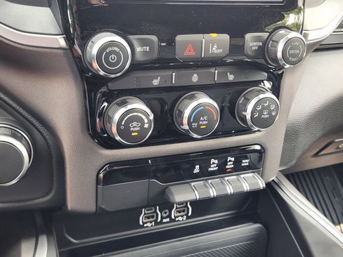 New 2026 RAM 1500 Lone Star AWD/4WD image 18