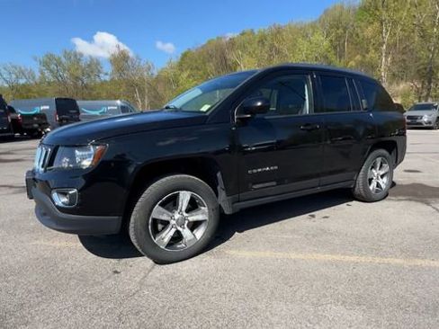 Used 2017 Jeep Compass High Altitude AWD/4WD image 4